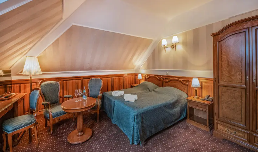 Kastlyhotel Sasvr Pardsasvr - Karcsony (min. 2 j)