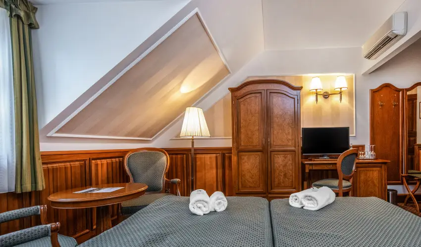 Kastlyhotel Sasvr Pardsasvr - Karcsony (min. 2 j)