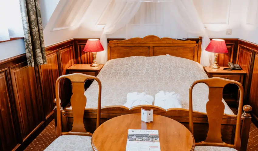 Kastlyhotel Sasvr Pardsasvr - Karcsony (min. 2 j)