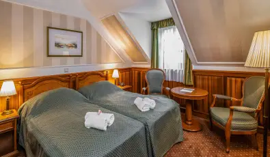Kastlyhotel Sasvr Pardsasvr