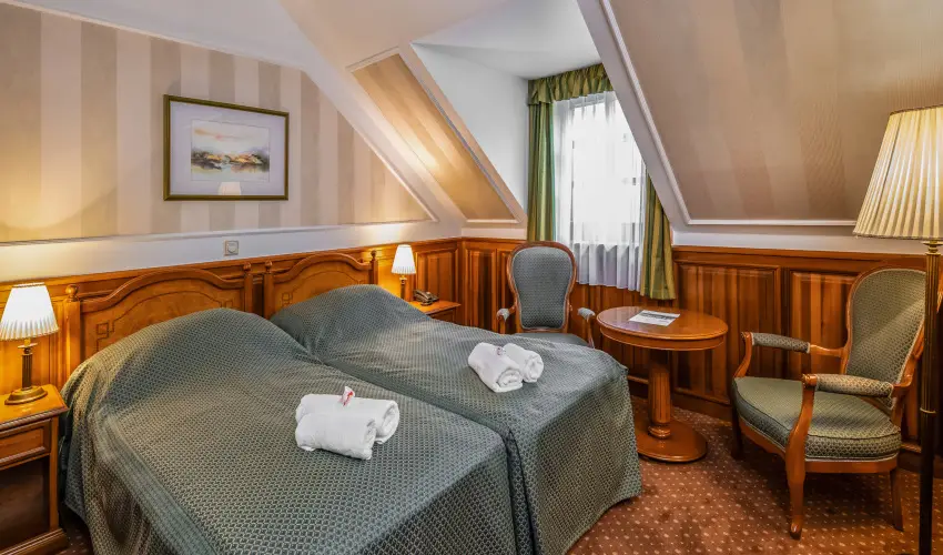 Kastlyhotel Sasvr Pardsasvr - Karcsony (min. 2 j)