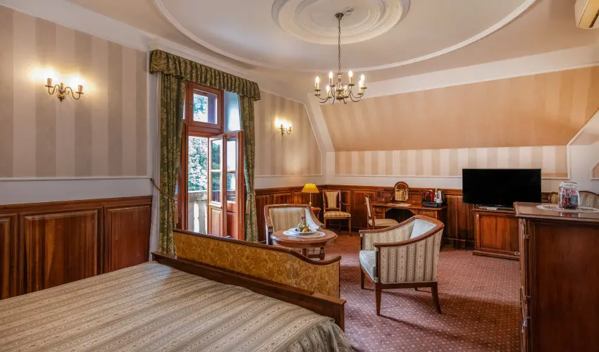 Kastlyhotel Sasvr Pardsasvr - Karcsony (min. 2 j)