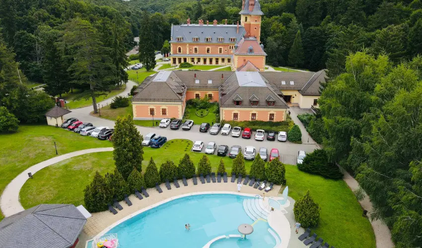 Kastlyhotel Sasvr Pardsasvr - Karcsony (min. 2 j)