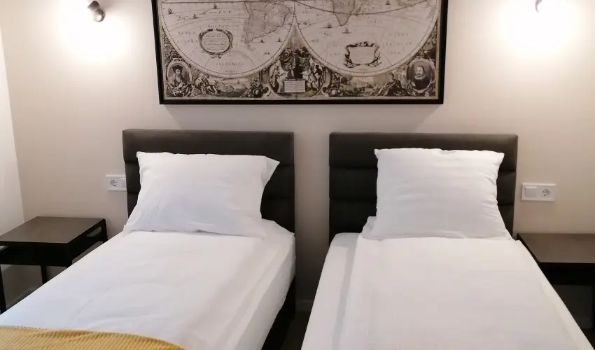 Kat�ng Vend�gh�z Tardos - Kar�csony (min. 2 �j)