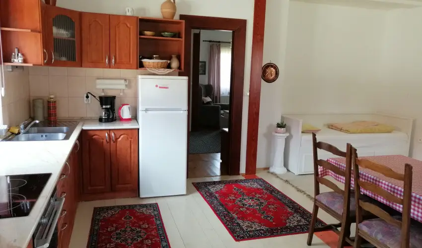 Kerca Bio Farm Kercaszomor - Karcsony (min. 2 j)