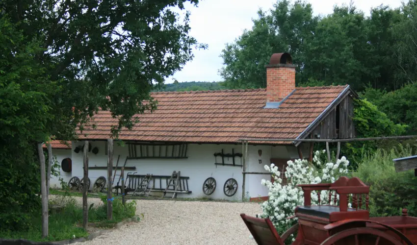 Kerca Bio Farm Kercaszomor - Karcsony (min. 2 j)