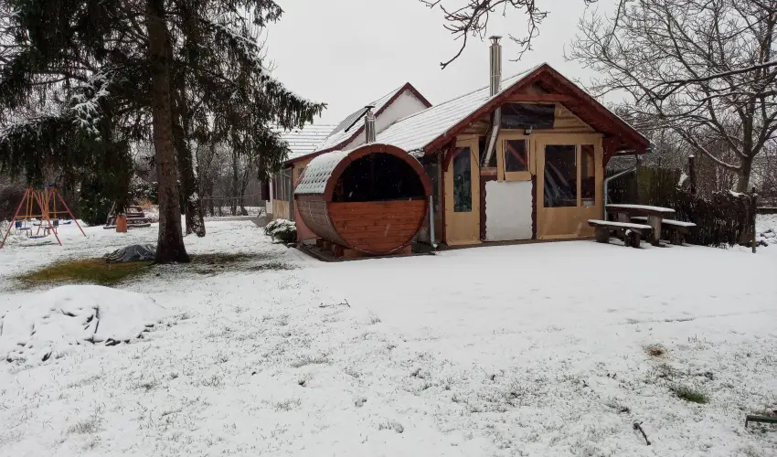 Kerka Vendghz Csesztreg - Karcsony (min. 2 j)