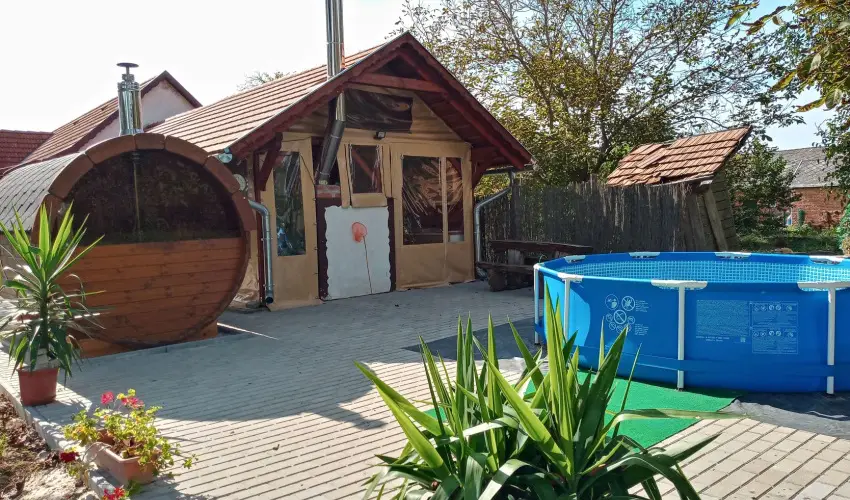 Kerka Vendghz Csesztreg - Karcsony (min. 2 j)