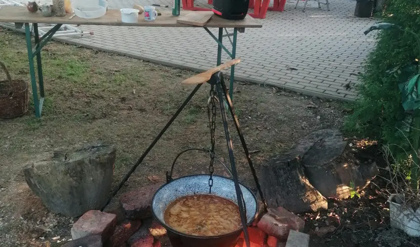 Kerka Vendghz Csesztreg - Karcsony (min. 2 j)