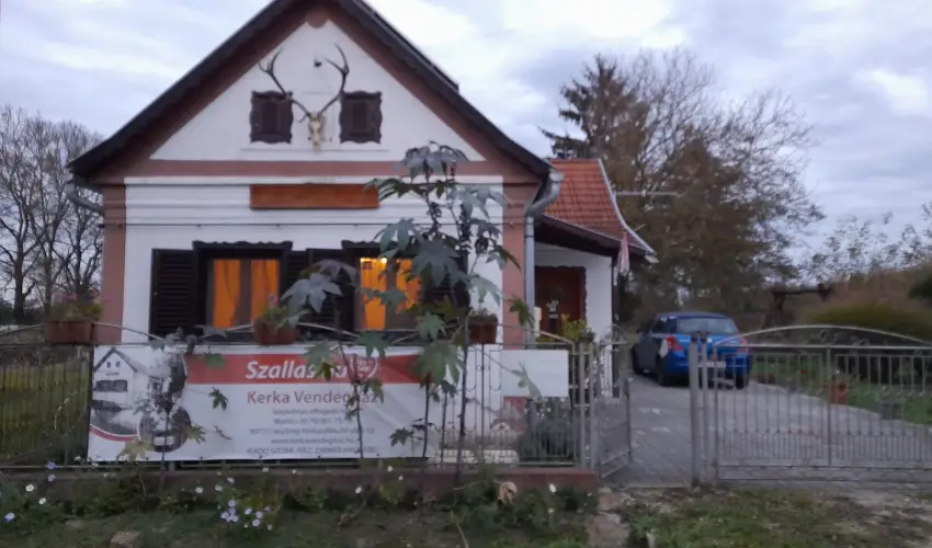 Kerka Vendghz Csesztreg - Karcsony (min. 2 j)