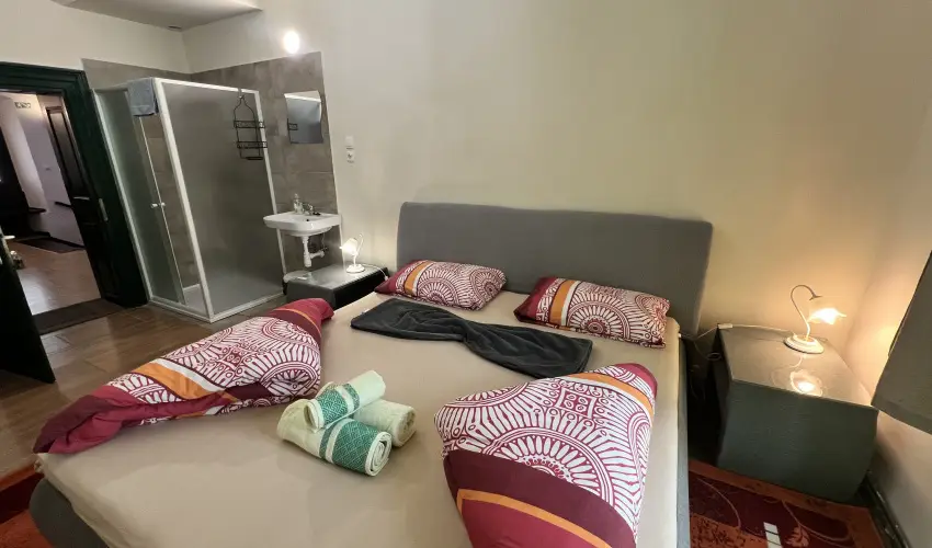 K�bor Macska Fogad� K�szeg - Kar�csony