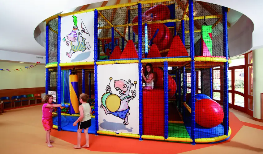 Kolping Family Resort Alsphok - Karcsony (min. 3 j)