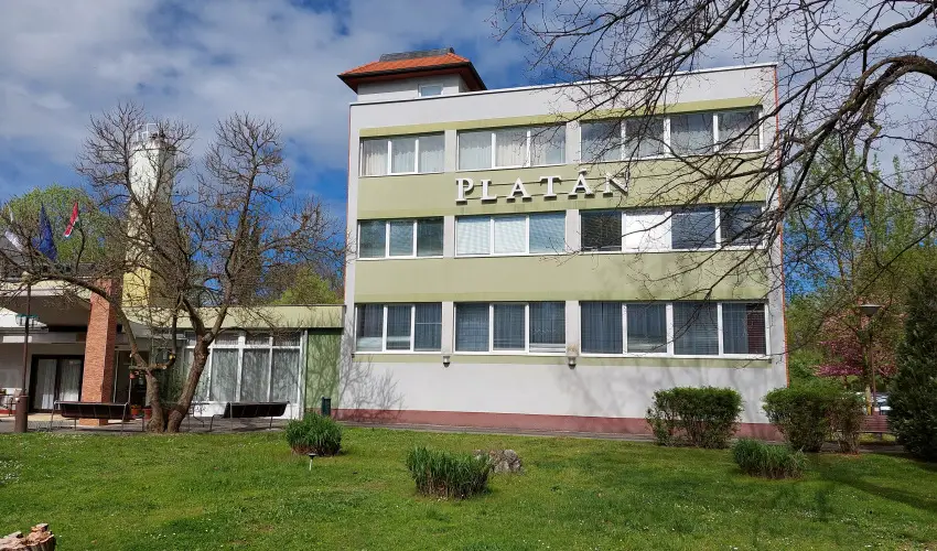 Komfort Hotel Plat�n Hark�ny - Kar�csony (min. 3 �j)