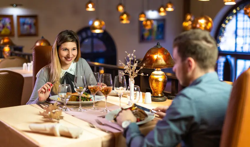 Koml Hotel Gyula - Karcsony (min. 2 j)