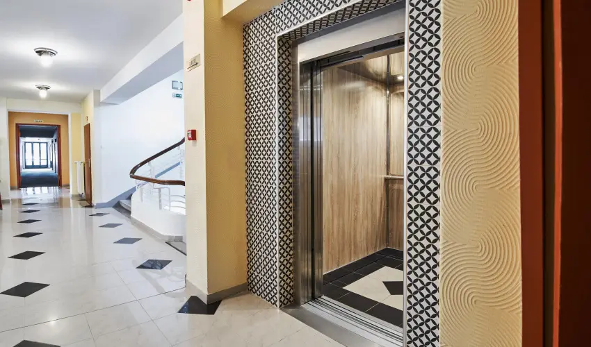 Korona Hotel Harkny Harkny - Karcsony