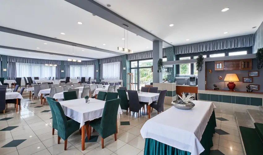 Korona Hotel Harkny Harkny - Karcsony