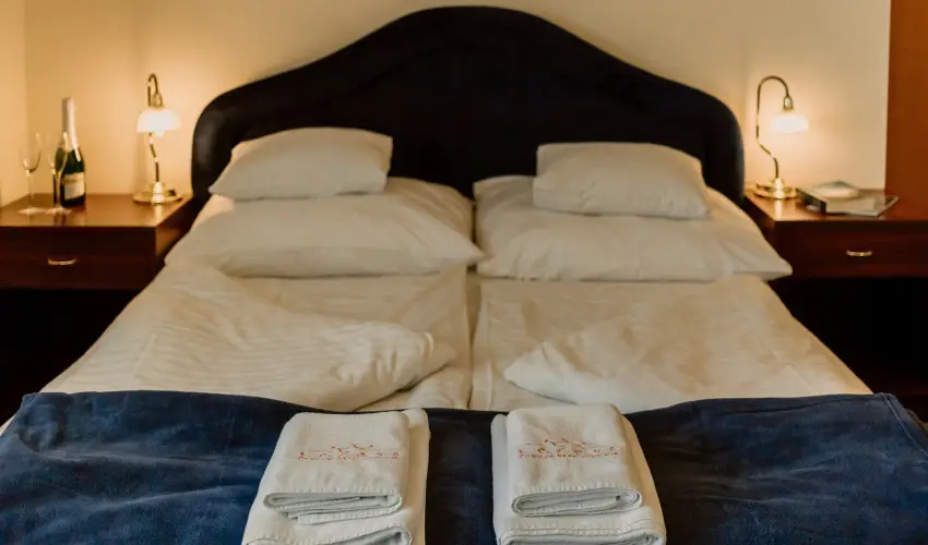 Korona Panzi s tterem Hvz - Karcsony - teljes elrefizetssel (min. 2 j)