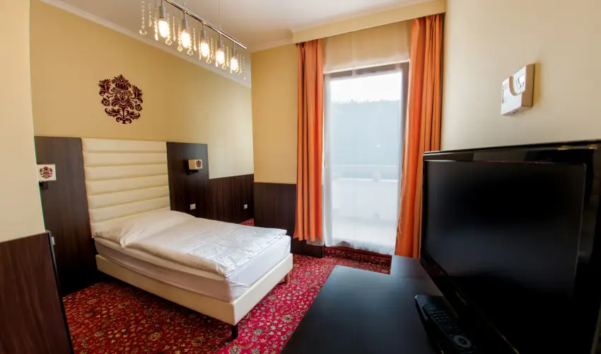 Kristly Imperial Hotel Tata - Karcsony (min. 2 j)