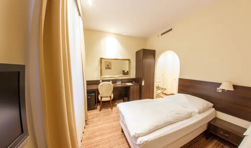 Kristly Imperial Hotel Tata - Karcsony (min. 2 j)