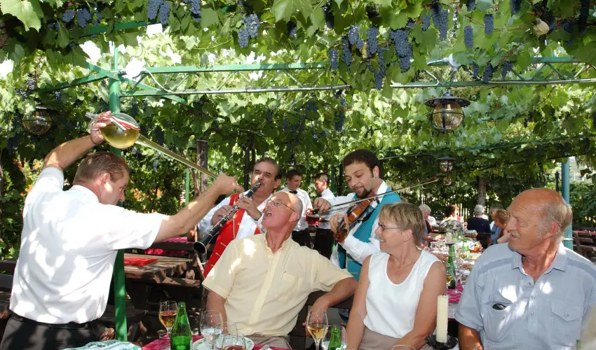 Kulacs Csrda & Panzi Eger - Karcsony (min. 2 j)