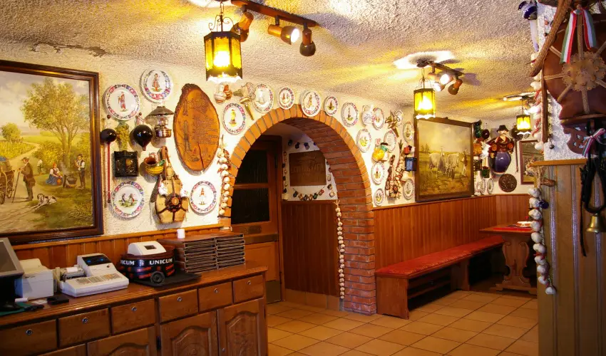 Kulacs Csrda & Panzi Eger - Karcsony (min. 2 j)