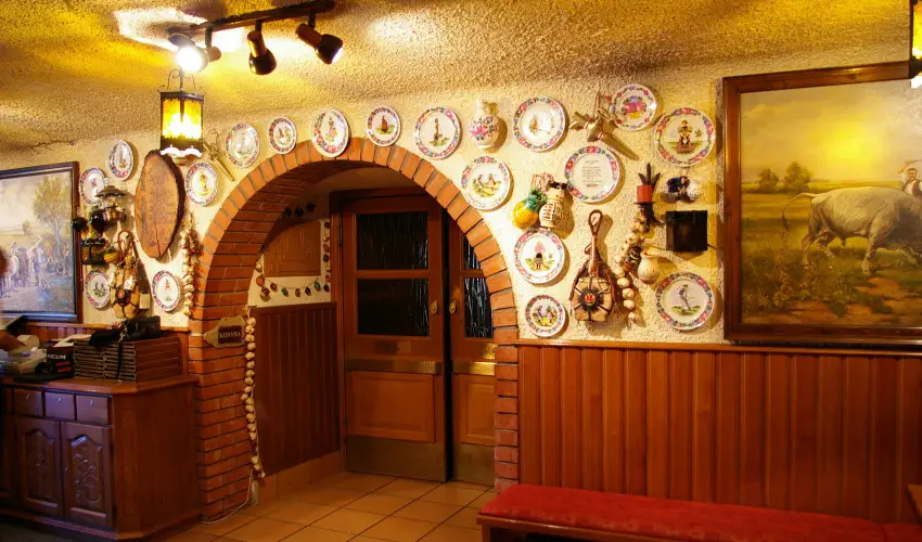 Kulacs Csrda & Panzi Eger - Karcsony (min. 2 j)