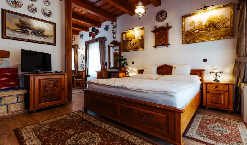 Kulacs Csrda & Panzi Eger - Karcsony (min. 2 j)