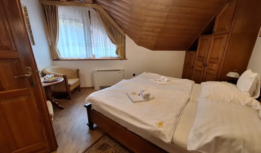 Kulacs Csrda & Panzi Eger - Karcsony (min. 2 j)