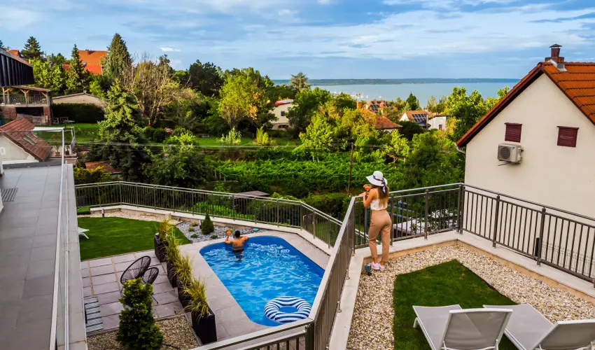 Lake Spirit Boutique Apartments Balatonalmdi - Karcsony (min. 2 j)