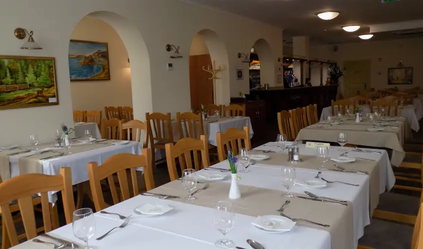 Land-Plan Hotel & Restaurant Tltstava - Karcsony 