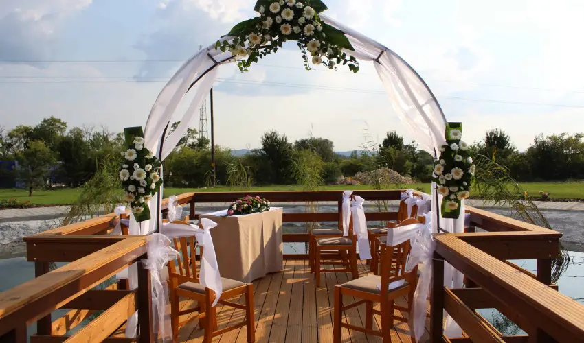 Land-Plan Hotel & Restaurant Tltstava - Karcsony 