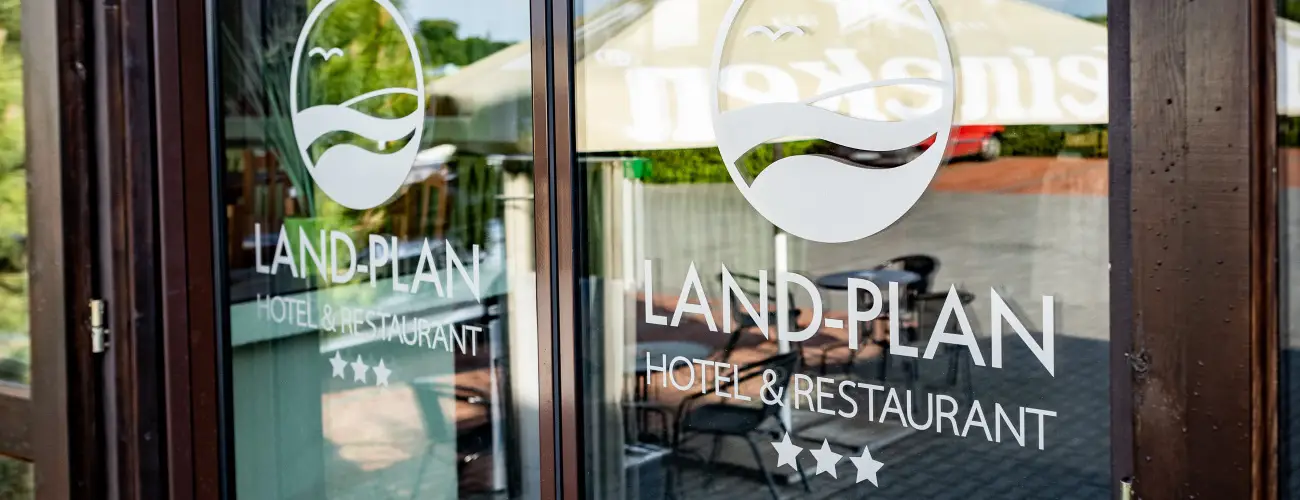 Land-Plan Hotel & Restaurant Tltstava - Karcsony 
