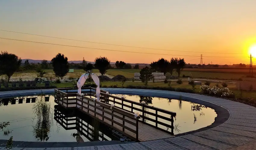 Land-Plan Hotel & Restaurant Tltstava - Karcsony 