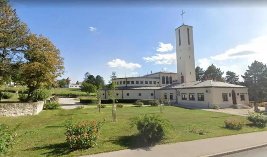 Lencs�s Apartmanh�z Apartmanok Sopron - Kar�csonyi szeretet �nnepe csomag