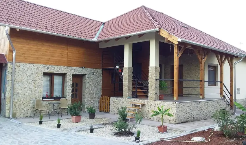 Lilla Apartmanhzak Szilvsvrad - Karcsony (min. 3 j)