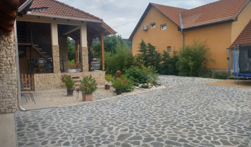 Lilla Apartmanhzak Szilvsvrad - Karcsony (min. 3 j)