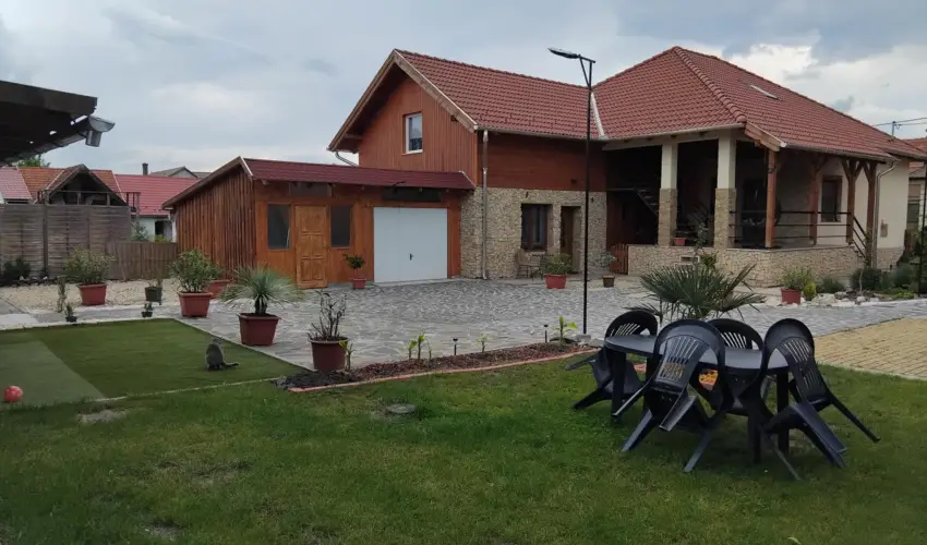 Lilla Apartmanhzak Szilvsvrad - Karcsony (min. 3 j)