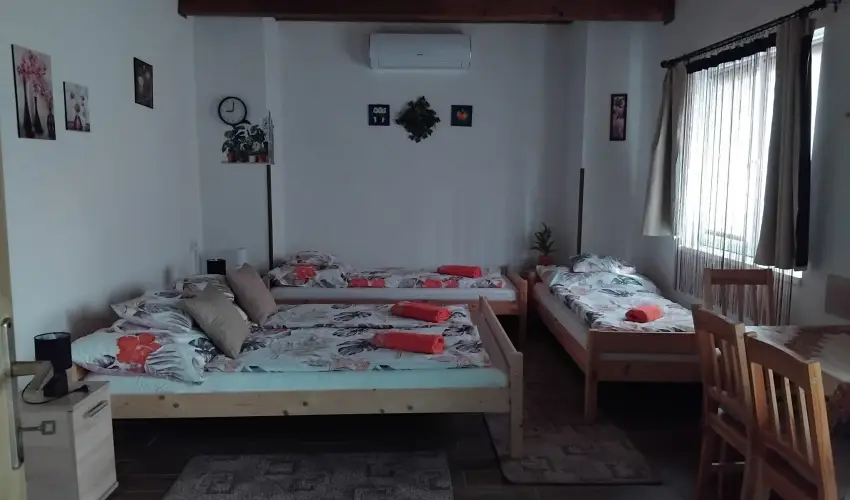 Lilla Apartmanh�zak Szilv�sv�rad - Kar�csony (min. 2 �j)