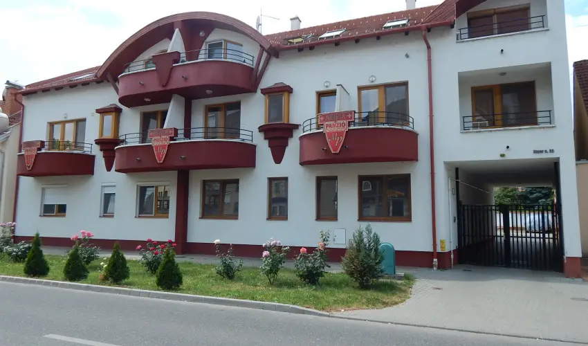 Major Panzi & tterem Hajdszoboszl - Karcsony (min. 3 j)