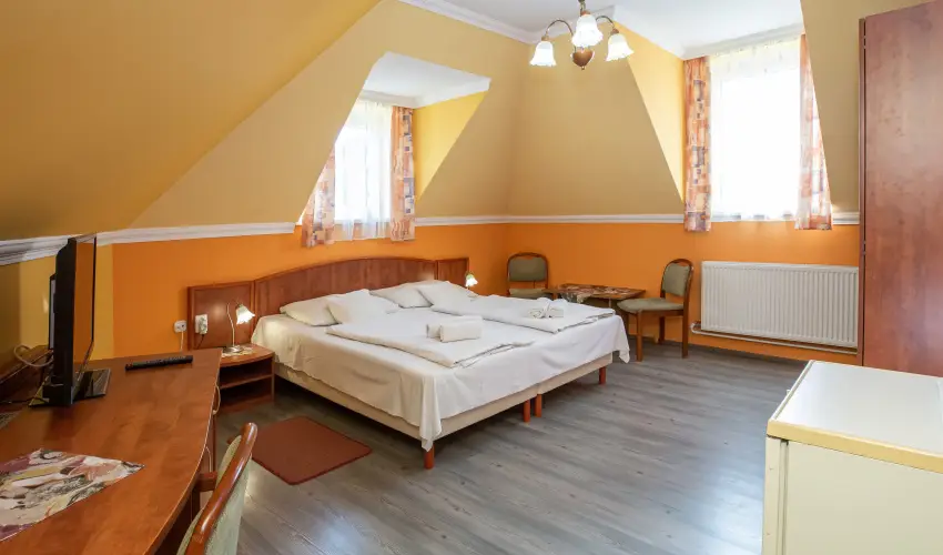 Major Panzi & tterem Hajdszoboszl - Karcsony (min. 3 j)