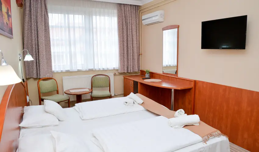 Major Panzi� & �tterem Hajd�szoboszl� - Kar�csony (min. 2 �j)