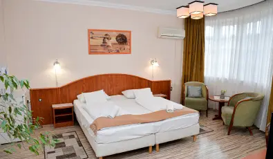 Major Panzi� & �tterem Hajd�szoboszl�