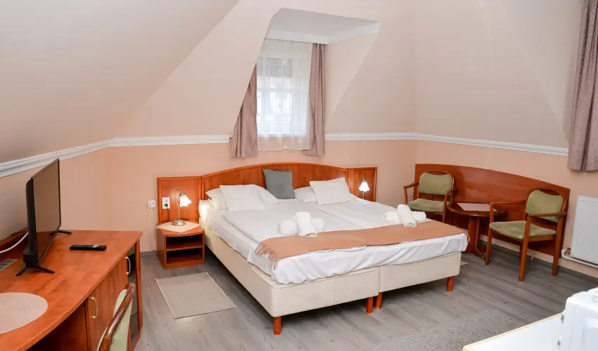 Major Panzi� & �tterem Hajd�szoboszl� - Kar�csony (min. 2 �j)