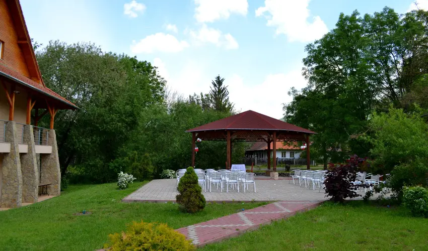 Malomkert Hotel Nagybrzsny - Karcsony