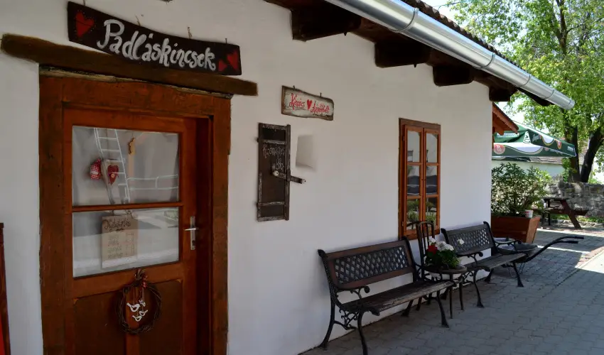 Malomkert Hotel Nagybrzsny - Karcsony