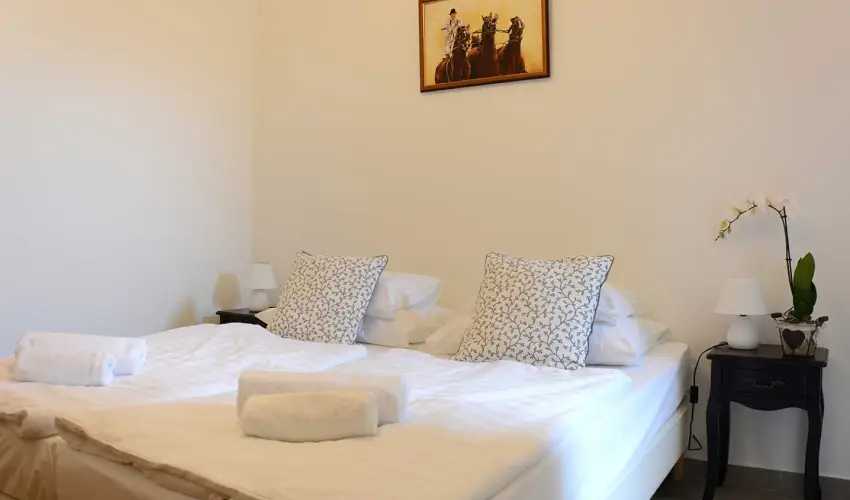 Malom-t Vendghz Tapolca - Karcsony (min. 2 j)