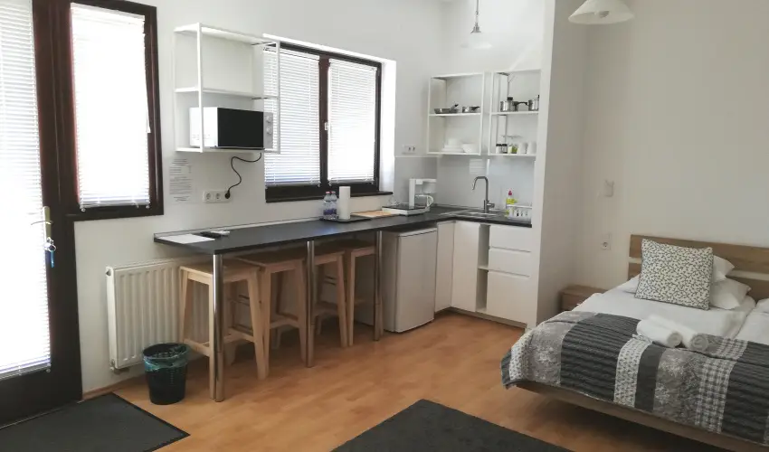 Malom-t Vendghz Tapolca - Karcsony (min. 2 j)