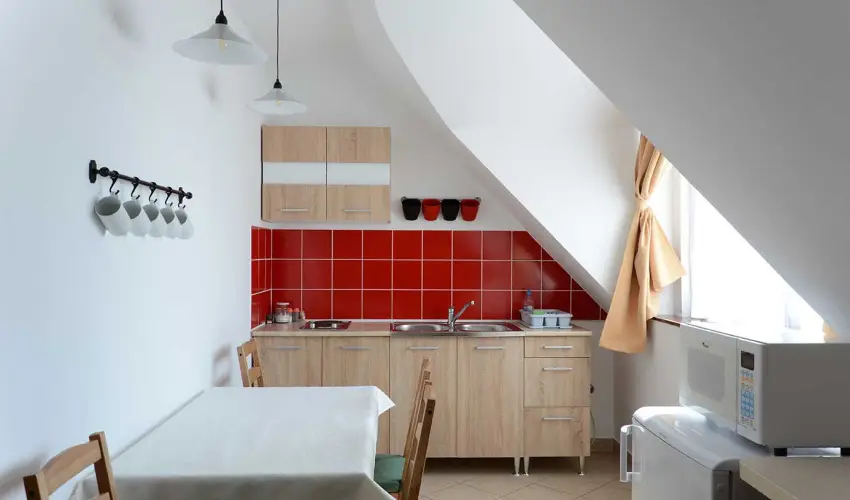 Malom-t Vendghz Tapolca - Karcsony (min. 2 j)