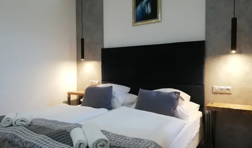 Malom-t Vendghz Tapolca - Karcsony (min. 2 j)