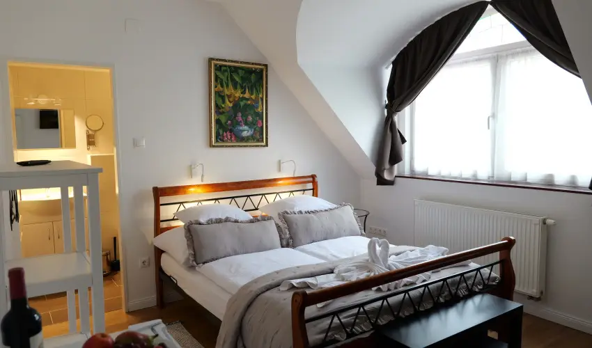 Malom-t Vendghz Tapolca - Karcsony (min. 2 j)